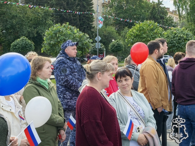 В Карелии личный состав территориального управления Росгвардии принял участие в праздновании дня флага