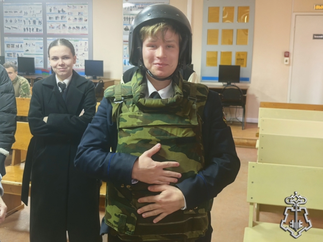 Студенты российской правовой академии познакомились с работой отдела вневедомственной охраны