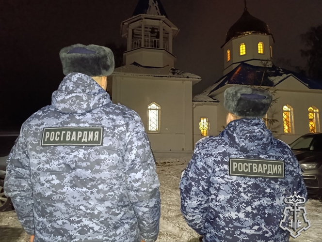 В районах Карелии сотрудники Росгвардии обеспечили безопасность празднования Крещения Господня