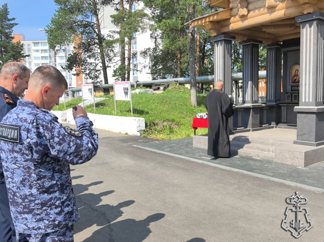 Росгвардейцы Карелии приняли участие в праздничном богослужении в день Крещения Руси