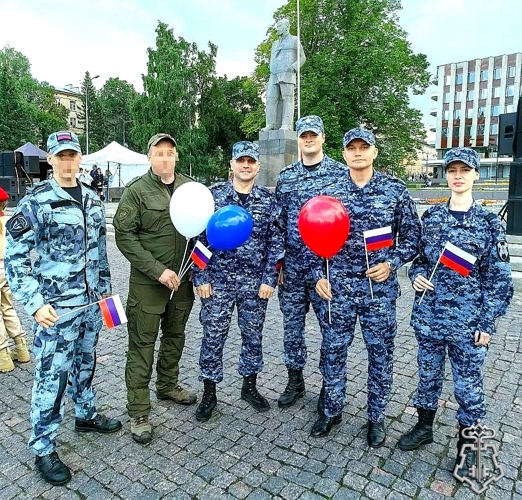 В преддверии Дня флага личный состав территориального управления Росгвардии принял участие в праздничном мероприятии